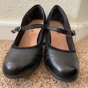 Clark’s Black Mary-Jane Heels